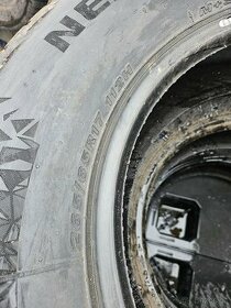 Zimní pneu 265/65R17 Nexen