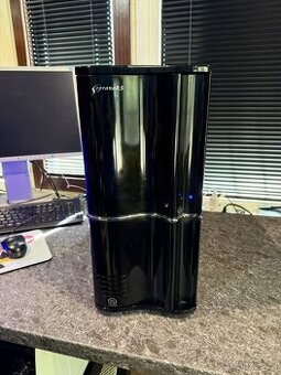 Počítač Intel Core2 Duo E8400/4 GB RAM/320GB