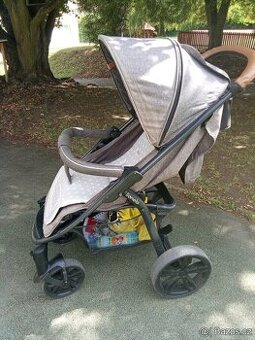 Sportovní kočárek/ sporťák Lionelo Annet Plus do 22 kg