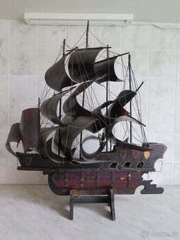 Starý model plachetnice - dekorace