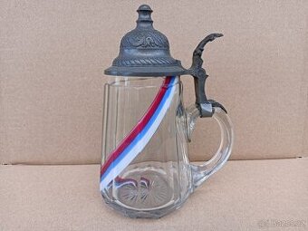 Nádherny a velmi starý krygl z 1 republiky se zalitou trikol