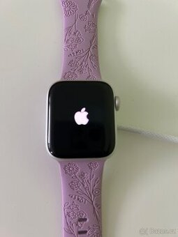 Prodám Apple Watch series 4 40mm