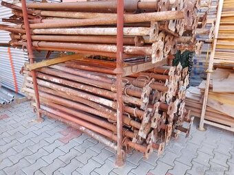 Stavební výsuvné stojky 80ks.