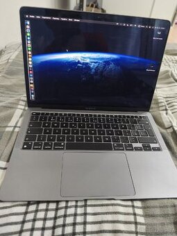 Prodam Apple Macbook Air 13" 2020
