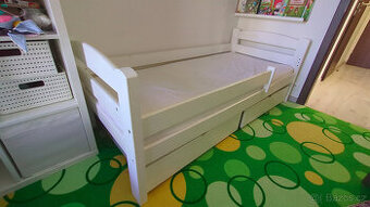 Dětská postel 180x80 s matrací a šuplíky