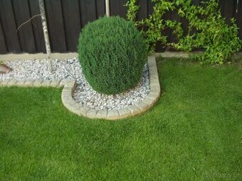 Zahradní obrubník.