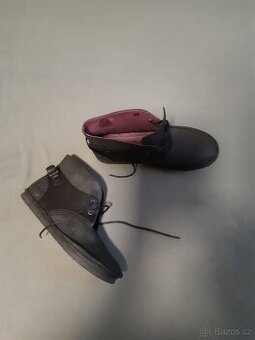 kožené kotníkové boty