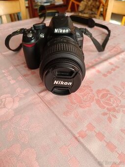 Prodám Nikon 3100+obj. 18-55