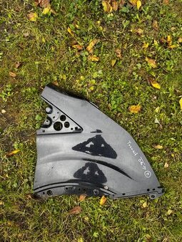 Ford Transit 014 - pravý přední blatník