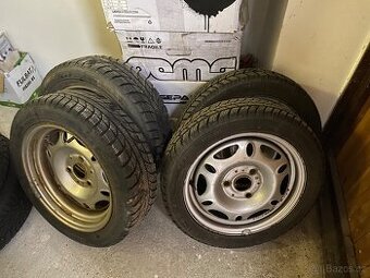 Originál disky se zimním pneu na smarta