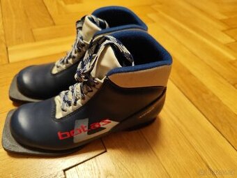 Boty na běžky vel. 38