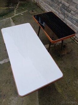 Retro konferenční stolek