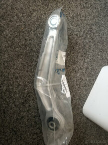 Díly náprava BMW E39