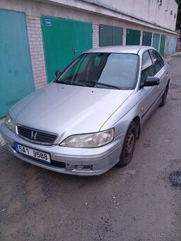 Honda Accord 2.0 vtec