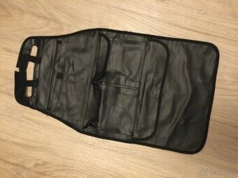 Kapsář do auta za sedadlo