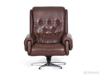 Kyvné finské křeslo PEEM, zachovalý stav.