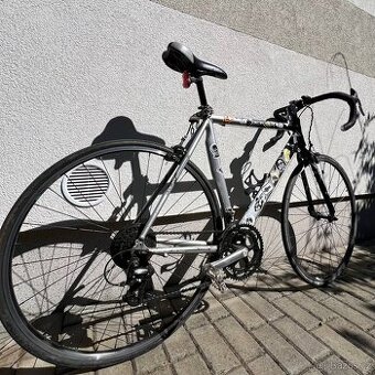 iniční kolo Dema Alvito DC