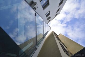 Pronájem kanceláře 13 m² , Praha 7 - Holešovice bez provize