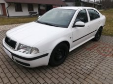 ŠKODA OCTAVIA TOUR