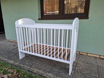 Dětská postýlka rozměr 120 x 60 cm