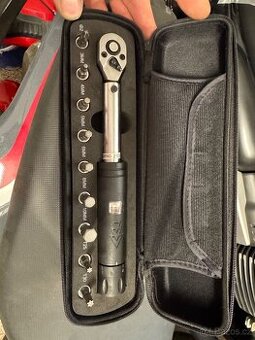 Momentový klíč 2-14Nm