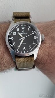 Pilotky Steeldive