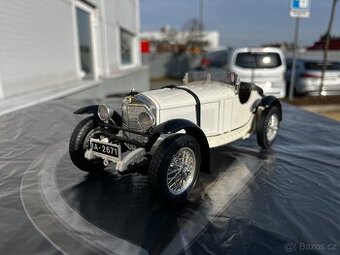 Model Mercedes Benz SSK 1:18