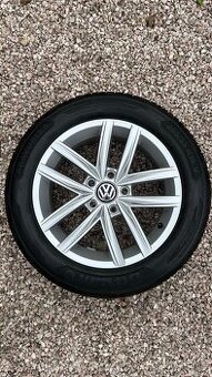 VW kola r16