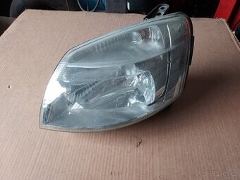 levé přední světlo Citroen Berlingo 2