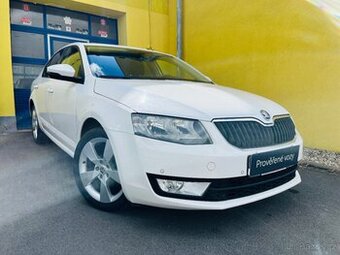 ŠKODA OCTAVIA 1.6 Tdi STYLE PARK SENZORY PŘEDNÍ + ZADNÍ