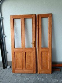Dvoukřídlé dřevěné dveře 125 cm - 1