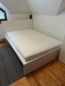IKEA postel Malm bílá, 140x200 cm, matrace Hyllestad Ceny v