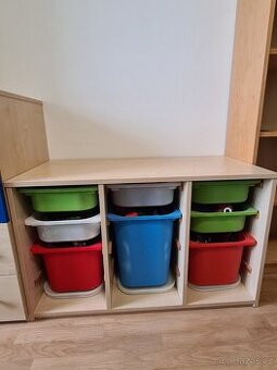 Skříň typu Ikea Trofast