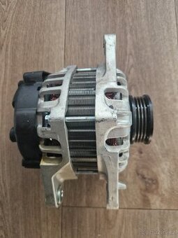 Alternátor Kia/Hyundai/Mercedes - 1