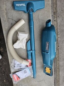 Makita 18V DCL182 na baterky Vysavač + Extra