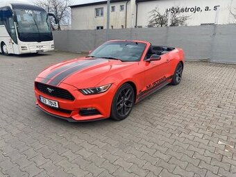 Ford Mustang Cabrio 3.7 V6 224kw