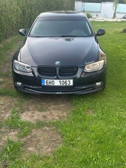 BMW E92 320 D manuál