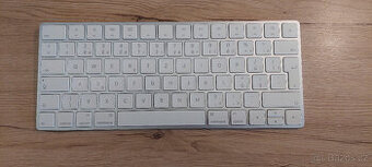 Apple Magic Keyboard – bezdrátová, CZ layout