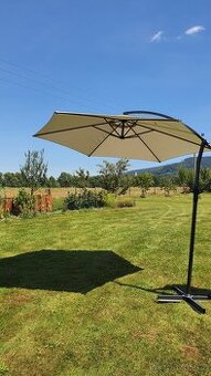 Slunečník, průměr 300 cm