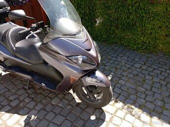 Honda Forza 250