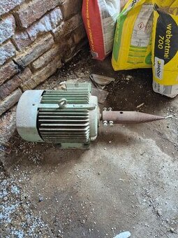 Motor