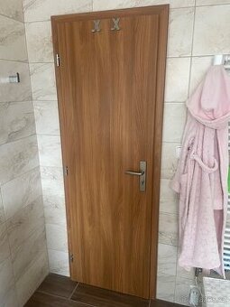 Prodám 5x interiérové dveře s obložkami různých rozměrů