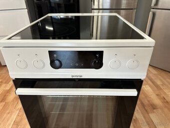 Sklokeramický sporák Gorenje (188)