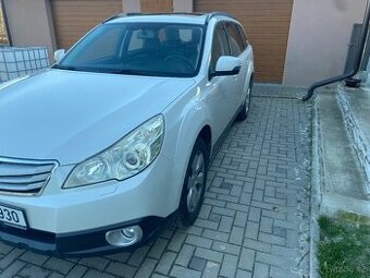 Subaru Outback 2,5