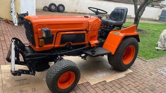 Traktor