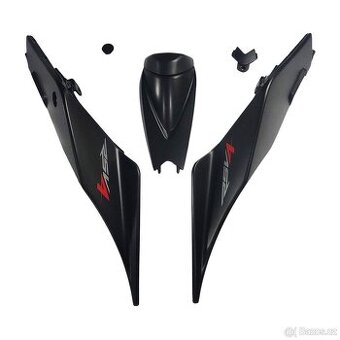 KOUPÍM Podsedlové plasty na Aprilia Tuono V4
