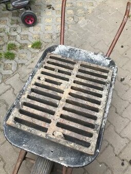 Kanalizační víko