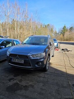Mitsubishi Outlander 2.2di-d PADLE TURBO