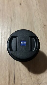 Zeiss Batis 85mm f/1.8 E-mount