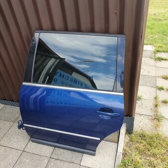 Prodám zadní levé dveře VW Passat